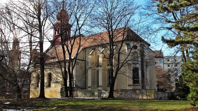 Kostel svatých Janů (sv. Jana Křtitele a sv. Jana Evangelisty)