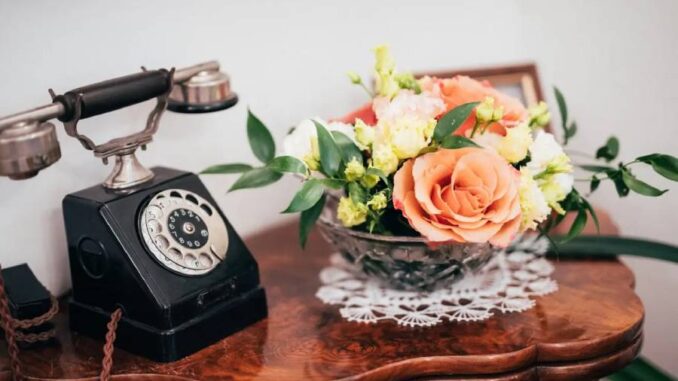 Květiny: zážitek smyslů - výstava květinových aranžmá na prohlídkové trase. Zdroj: Národní památkový ústav