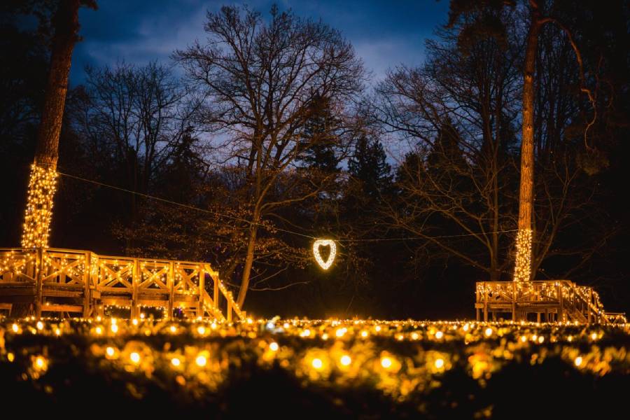 Světla láska. Zdroj: Zámek Loučeň