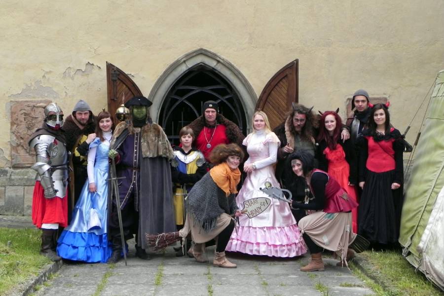 Pohádkoví průvodci. Zdroj: Hrad a zámek Staré Hrady